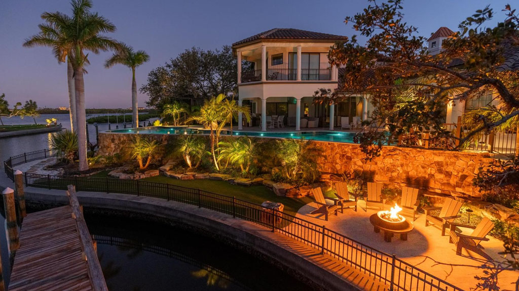 Elevated modern fusion on Sarasota bay
